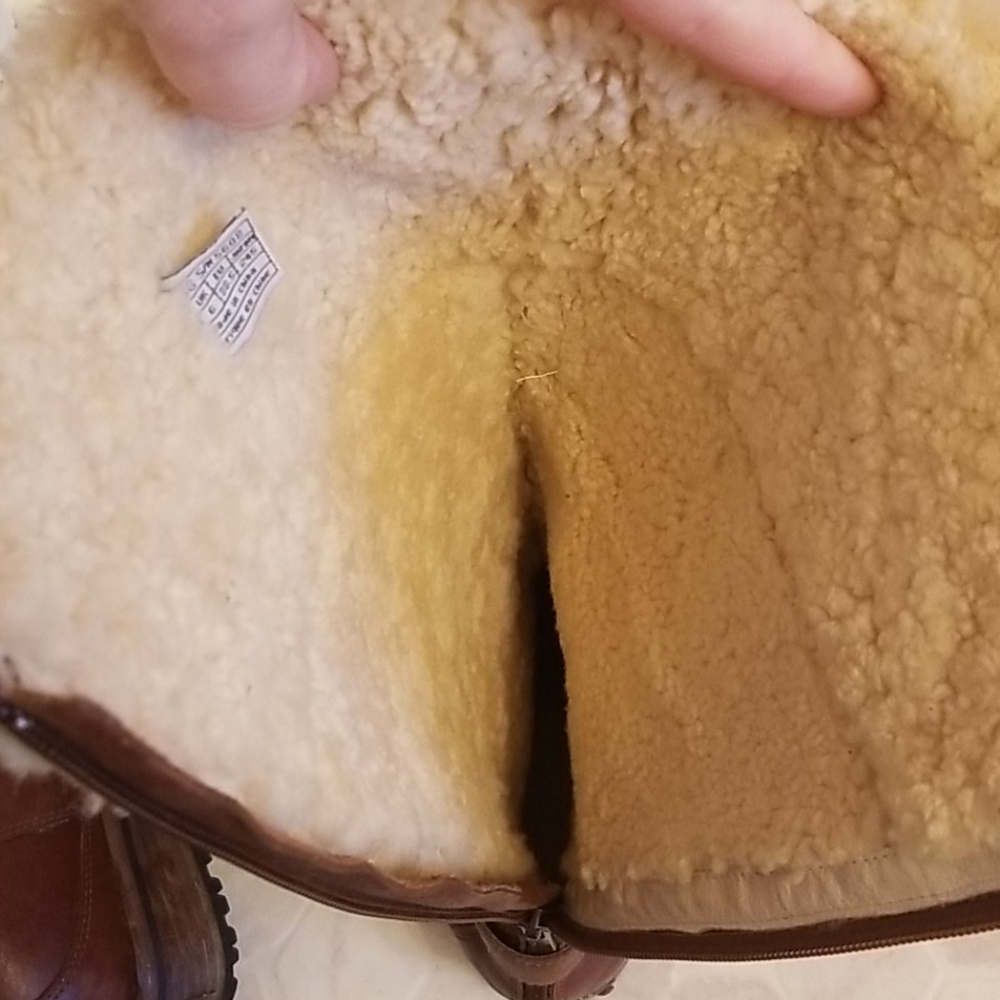 UGG camel shearling boots - Picture 8 of 12